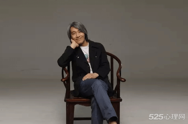 坐姿会透露出一个人的心理秘密