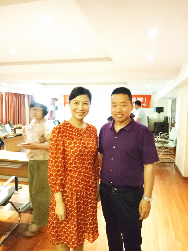 与上海精神卫生中心心理专家仇剑崟合影2_朱可然的相册《与心理专家