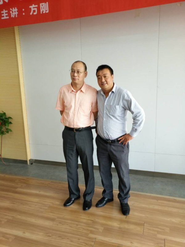 与方刚老师合影