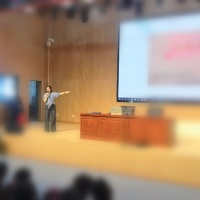 点击放大