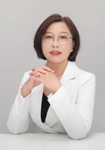 华峥
