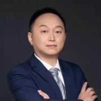 李强