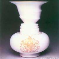 花瓶还是两张脸？